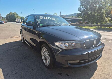 BMW 116 i Kundendienst NEU TÜV NEU Sitzhzg PDC Klima