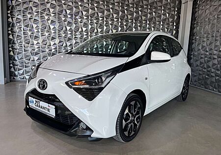 Toyota Others Aygo AYGO x-play Team D *LED*Automatik*1.Hand*