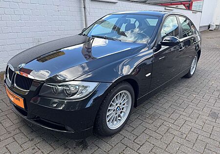 BMW 318i 318 Sport Xenon PDC Multi 8 Reifen Tüv neu