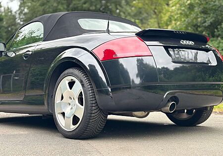 Audi TT 1.8 T Roadster (132kW)
