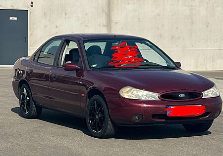 Ford Mondeo 2.0i CLX Stufenheck (BFP) | Kultwagen