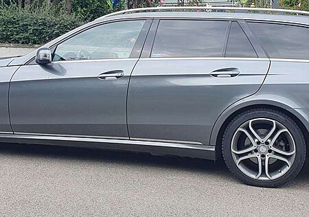 Mercedes-Benz E 220 gebraucht kaufen Mercedes-Benz E 220 Avantgard Allrad Mercedes 100 Garantie