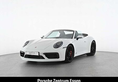 Porsche 992 (911) Carrera 4 GTS Cabriolet