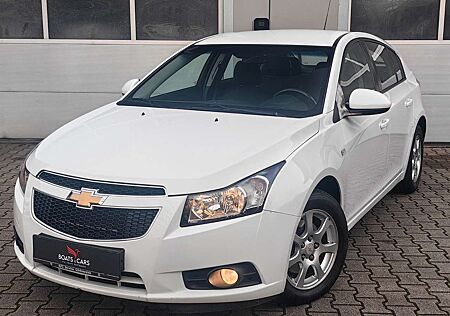 Chevrolet Cruze AUTOMATIK|PDC|KLIMA|TEMPOMAT|MFL|ZV|8FACH