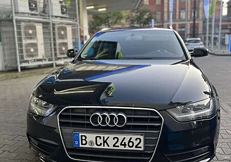 Audi A4 Avant 2.0 TDI DPF multitronic Attraction
