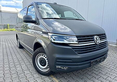 VW T6 Transporter Volkswagen T6.1 Navi ACC 8 Sitze Erst 9000KM