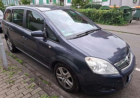 Opel Zafira Automatik / Fahrbereit / TÜV bis April 2026