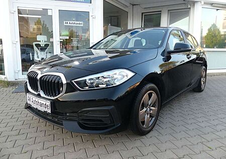 BMW 118 i Advantage Navi PDC CarPlay Sitzheizung