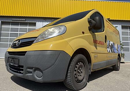 Opel Vivaro 2.5 CDTI L1H1