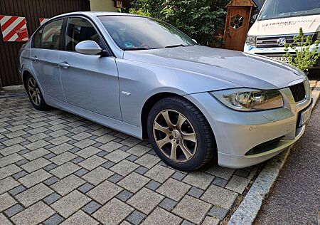 BMW 320i 320 Aut.