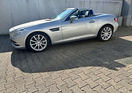 Mercedes-Benz SLK 200 (BlueEFFICIENCY), top Gepflegt