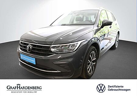 VW Tiguan Volkswagen 1.5 TSI Automatik Life LED PDC SzHzg