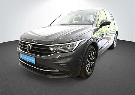 VW Tiguan Volkswagen 1.5 TSI Automatik Life LED PDC SzHzg