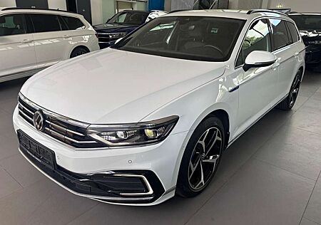 VW Passat Variant Volkswagen 1.4 DSG GTE AID/Matrix/Leder/18°
