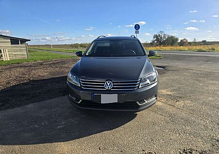 VW Passat Variant Volkswagen 2.0 TDI DSG BlueMotion Technology Comfortline