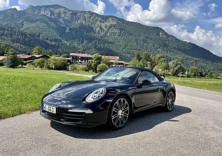 Porsche 911 Cabrio Carrera Cabriolet PDK Black Edition