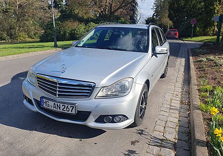 Mercedes-Benz C 220 T CDI DPF (BlueEFFICIENCY) 7G-TRONIC Avantgarde