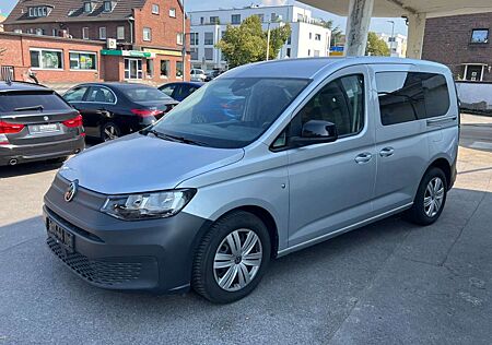 VW Caddy Volkswagen 2,0TDI 90kW DSG+AHK+Climatronic 2-Zonen