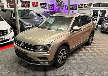 VW Tiguan Volkswagen 2.0 TDI DSG Comfortline 4Motion,AHK,Navi,Parkpl.