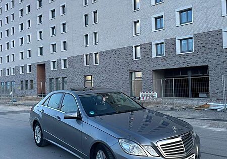 Mercedes-Benz E 350 CDI DPF BlueEFFICIENCY 7G-TRONIC Elegance