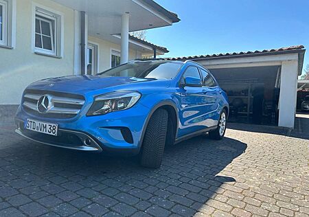 Mercedes-Benz GLA 200 (CDI) d 4Matic 7G-DCT Urban MwSt. ausweisbar