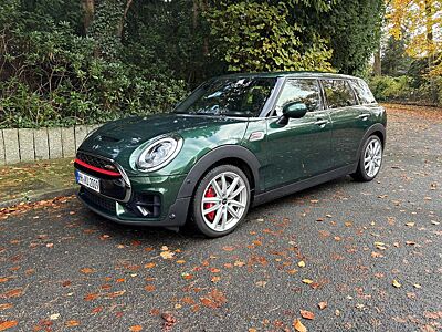 MINI John Cooper Works Clubman Apple Carplay | British Racing Green