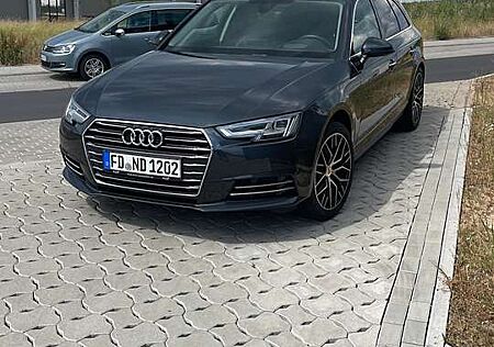 Audi A4 Avant 3.0 TDI S tronic design