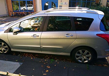 Peugeot 308 SW HDi FAP 110 Premium