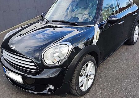 Mini Cooper Countryman R60 gepflegt TÜV Leder Pano