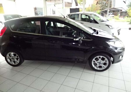 Ford Fiesta 5-Türer 1.25 Titanium
