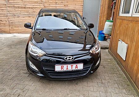 Hyundai i20 1.2 Klima, Isofix, Nichtraucher, 1 Hand