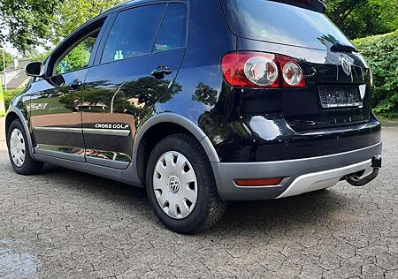 VW Polo Cross Volkswagen Cross Golf 2.0 140PS im guten Zustand mit AHK