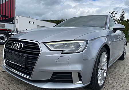 Audi A3 Sportback SPORT NAVI/BI-XENON/PDC/18"/TOP
