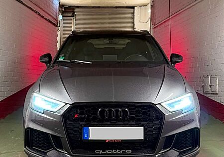 Audi RS3 Sportback RS-AGA| RS-SITZE|CARBON|B&O|NO OPF|8Fach