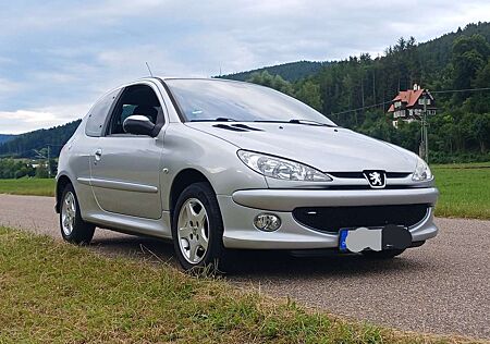 Peugeot 206 75 JBL