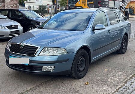 Skoda Octavia Combi PDC hinten Tüv neu