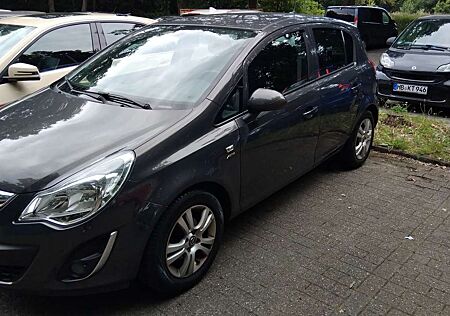 Opel Corsa Active 1.4 BJ. 2013 / TÜV 07/26