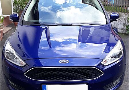 Ford Focus Turnier 1.5 TD Aut. Titanium