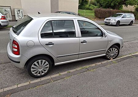 Skoda Fabia 1.4 16V Combi Exact