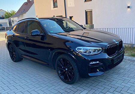 BMW X4 M d Head-Up Pano 360°-Kamera LED