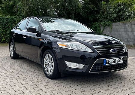 Ford Mondeo 2.0 Ghia