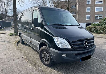 Mercedes-Benz Sprinter 5 Sitzer - Schaltgetriebe - Schwarz - HU12/25