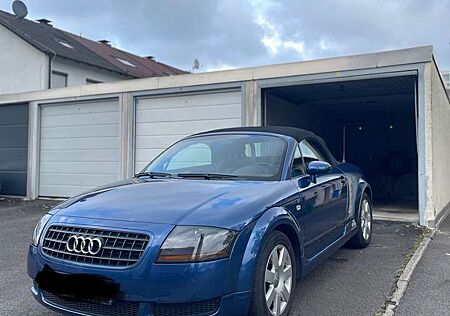 Audi TT 1.8 T Roadster (110kW)