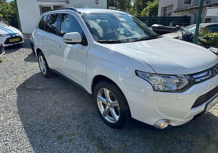 Mitsubishi Outlander ClearTec Instyle 4WD