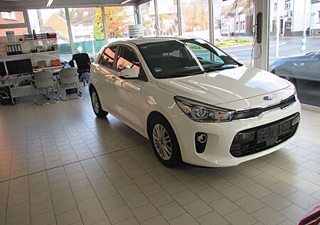 Kia Rio Dream Team Navi Kamera