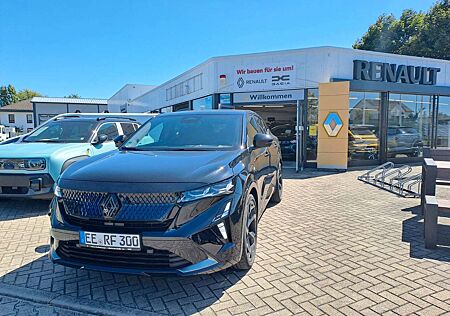 Renault Rafale 300 E-Tech Plug-in Hybrid 4x4 Atelier