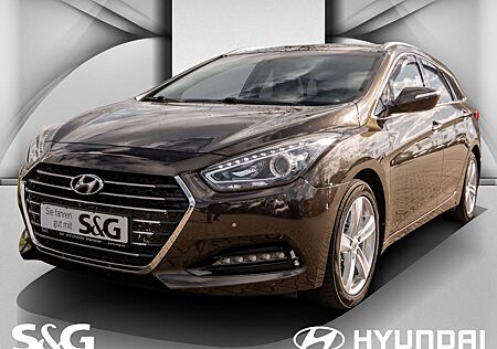 Hyundai i40 Kombi+LICHTPAKET+SHZ+NAVI+BI-XENON+EL.HECKKL