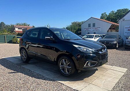 Hyundai ix35 2,0 Allradantrieb FIFA World Cup Edition