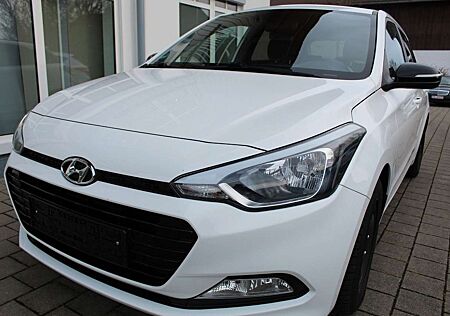 Hyundai i20 Passion/ Top Zustand