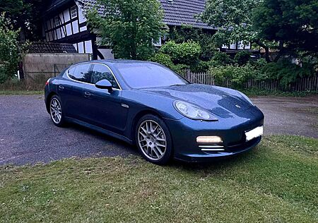 Porsche Panamera 4S PDK